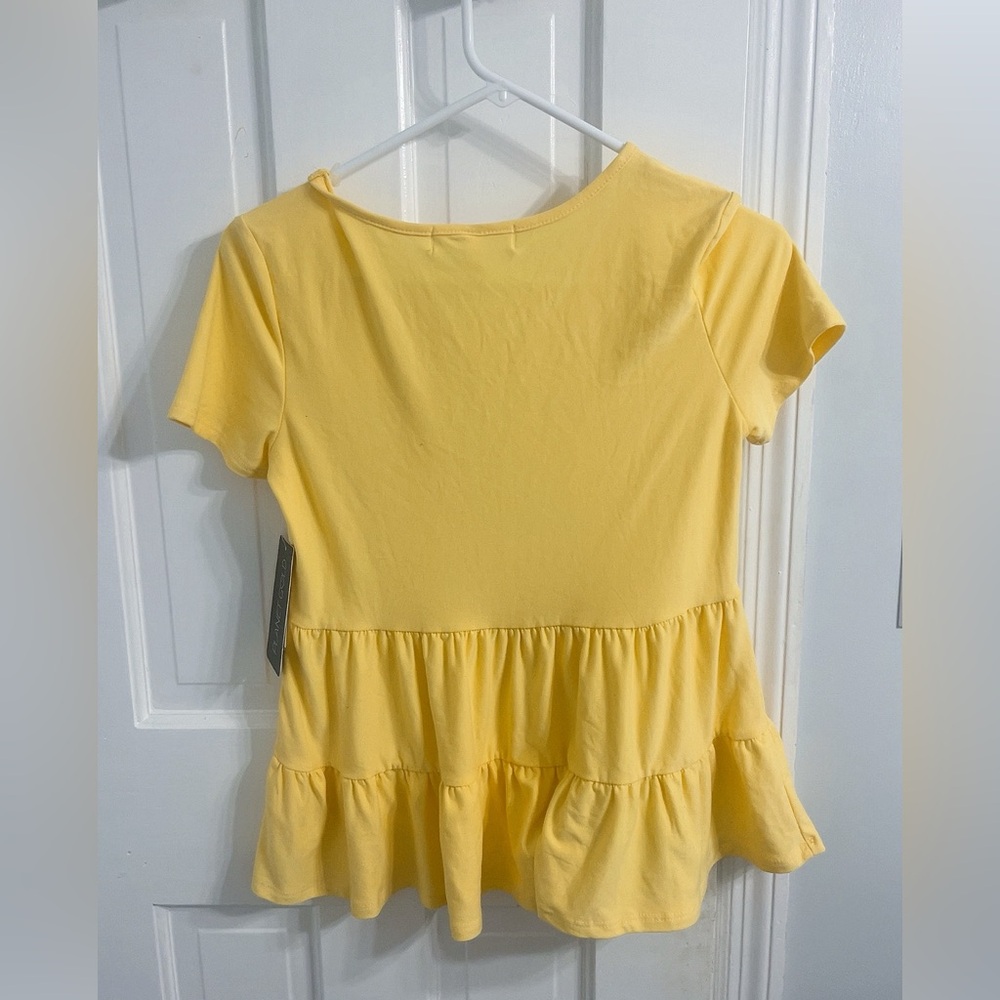 yellow blouse - Picture 2 of 3